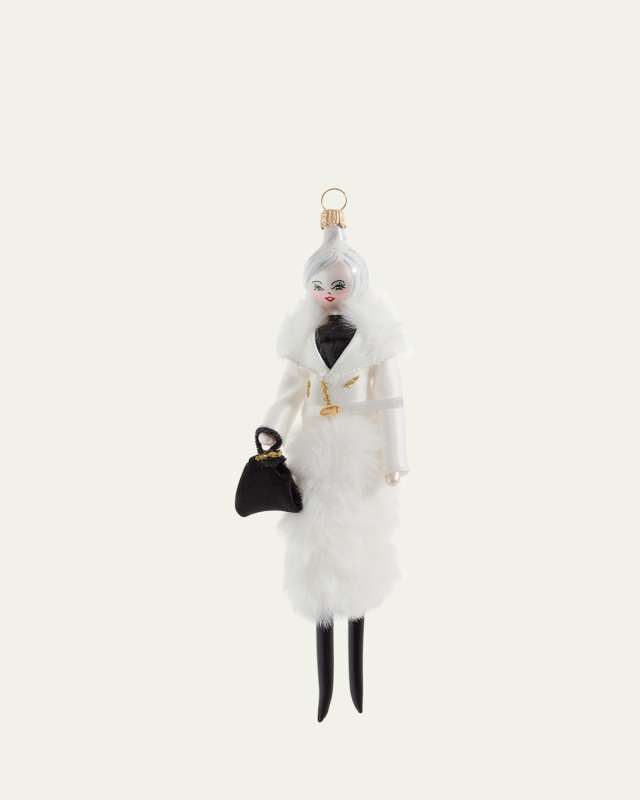 Linda 2025 Fashionista Christmas Ornament